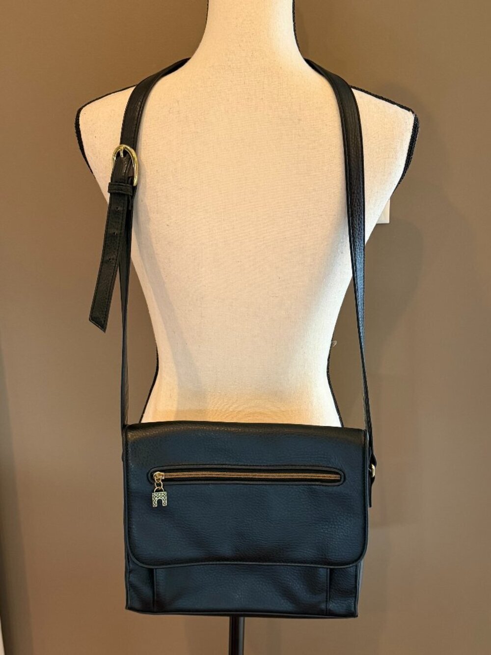 Relic by Fossil Black Pebble Leather Crossbody Shoulder Bag, Multiple Pockets
